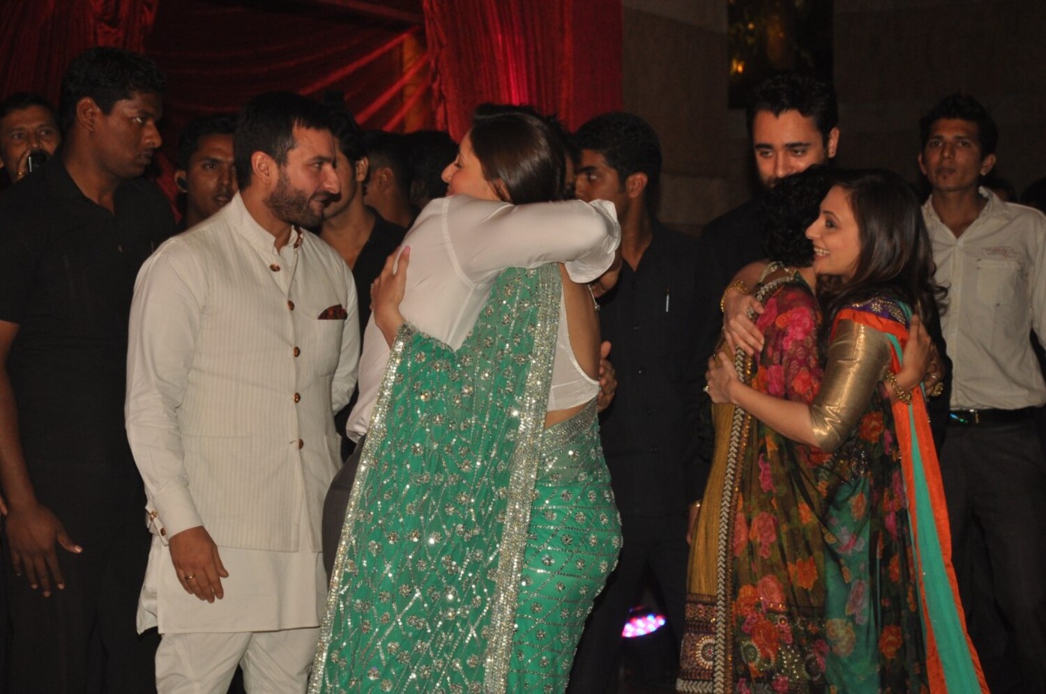 To acquire Khan alvira agnihotri at kareena wedding reception pictures trends Buy Khan alvira agnihotri at kareena wedding reception pictures trends