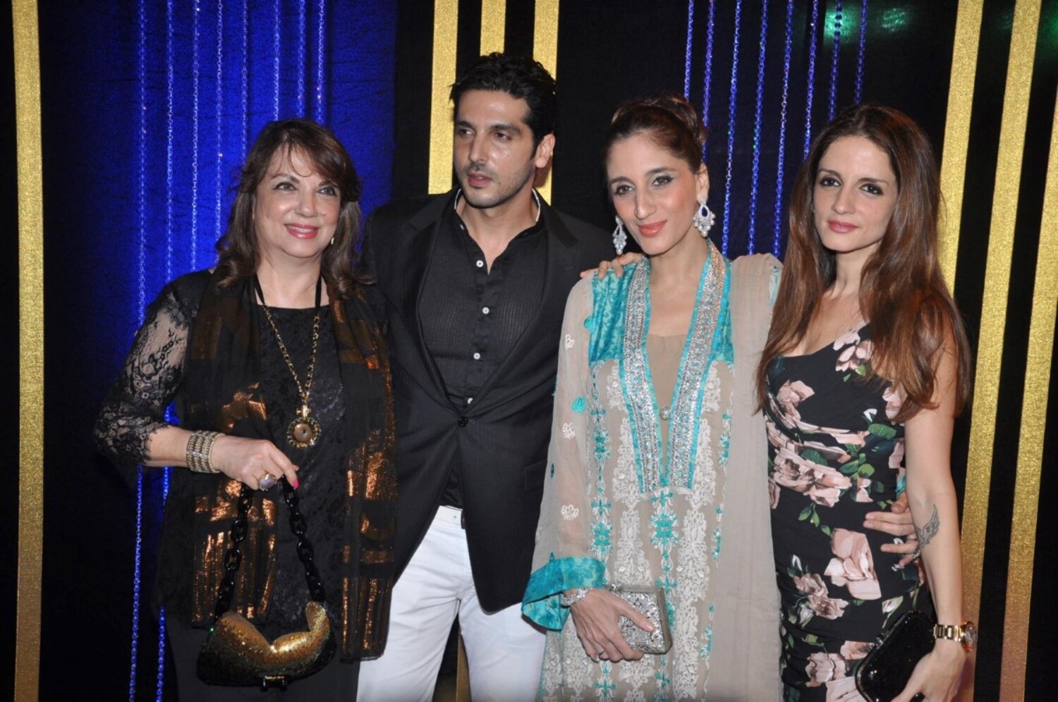 Zayed Khan With His Family At Rakesh Roshan S 64th Birthday Party ...