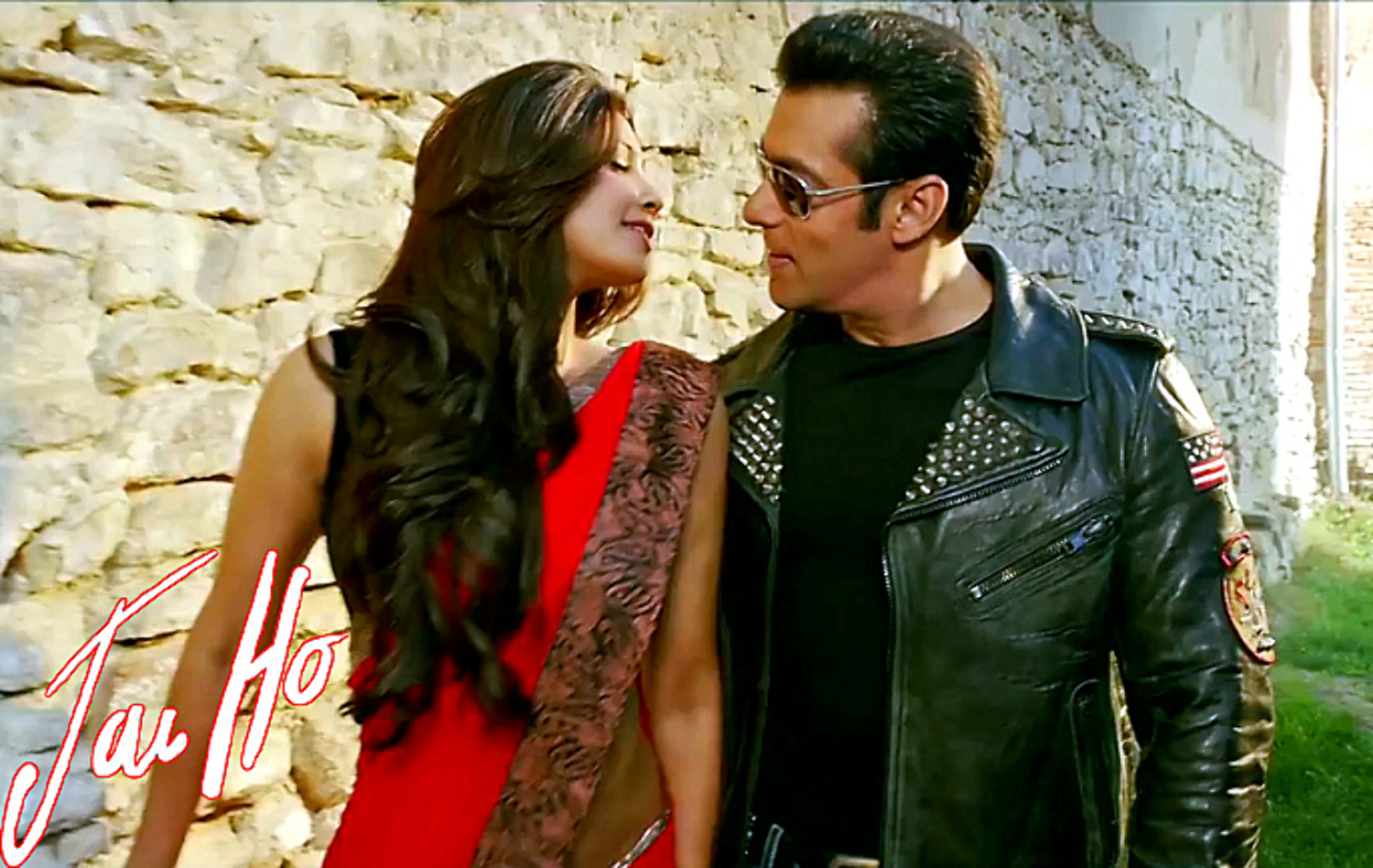 Jai ho movie song because i love you