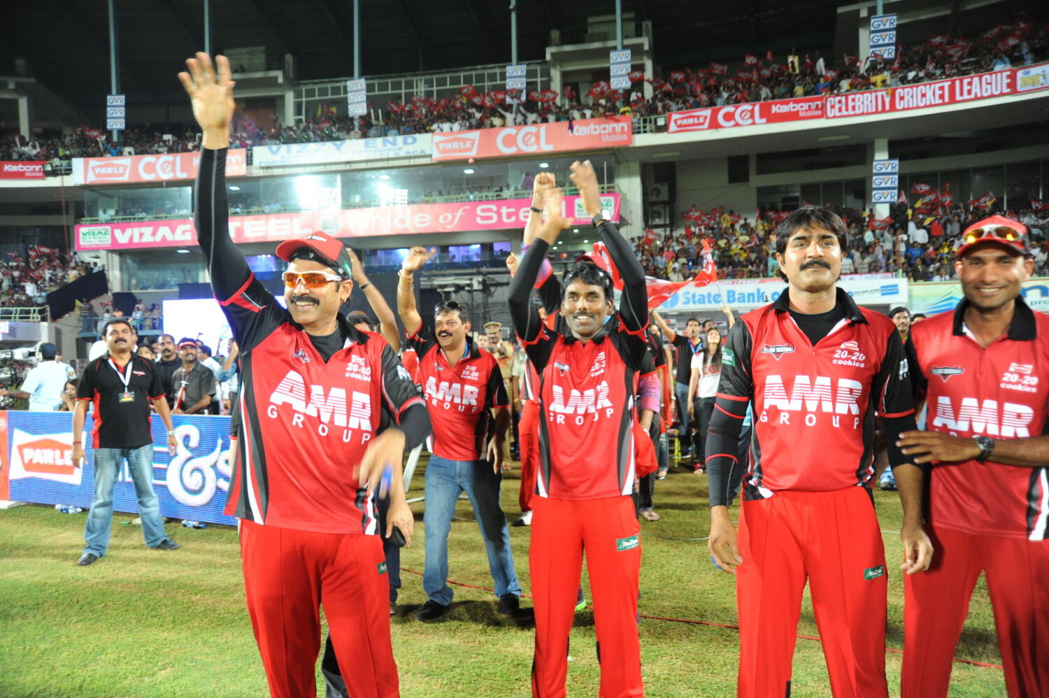 Telugu Warriors Chearing After Winning Match Pic : Ccl Celebrity ...