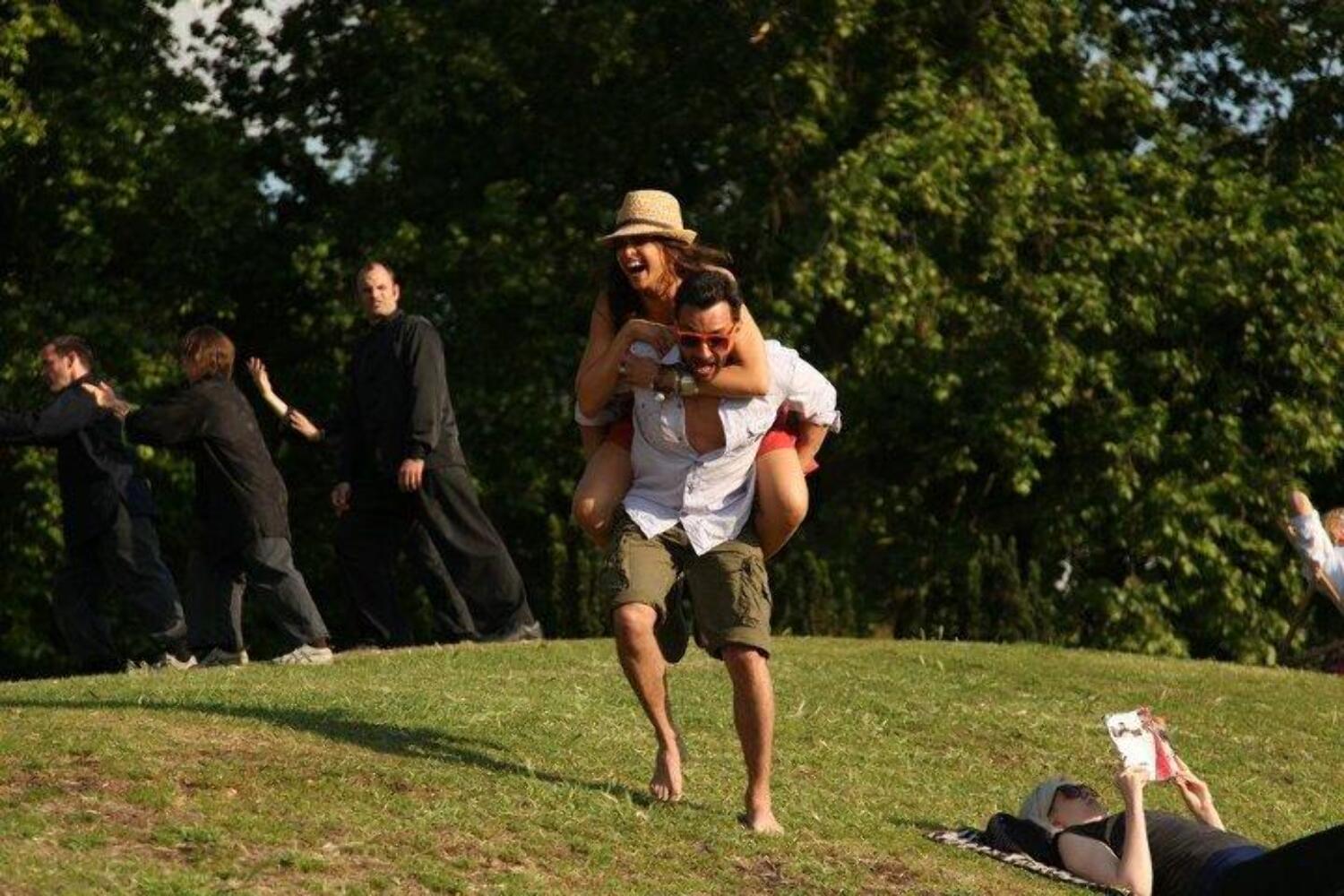 Saif Ali Khan and Deepika Padukone in Cocktail Movie Stills cocktail