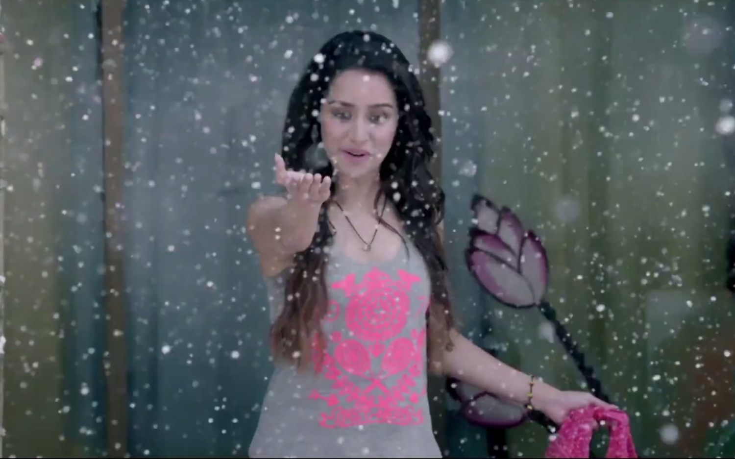 Shraddha Kapoor Ek Villain Film Pic : ek villain on Rediff Pages