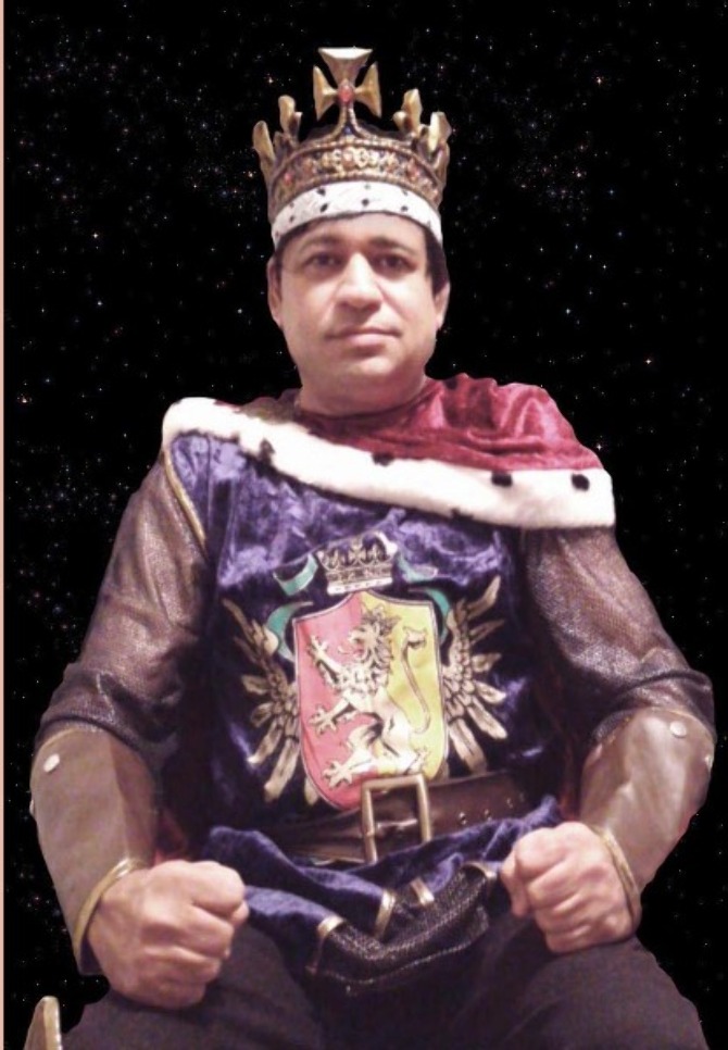 king of the internet-photo1