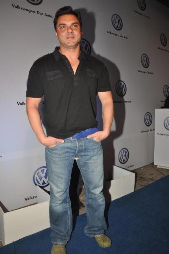bollywood celebs at planet volkswagen launch at blue frog-photo25