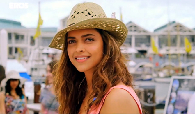 Deepika Padukone Cocktail Movie Photo Cocktail Hindi Movie Photo 11