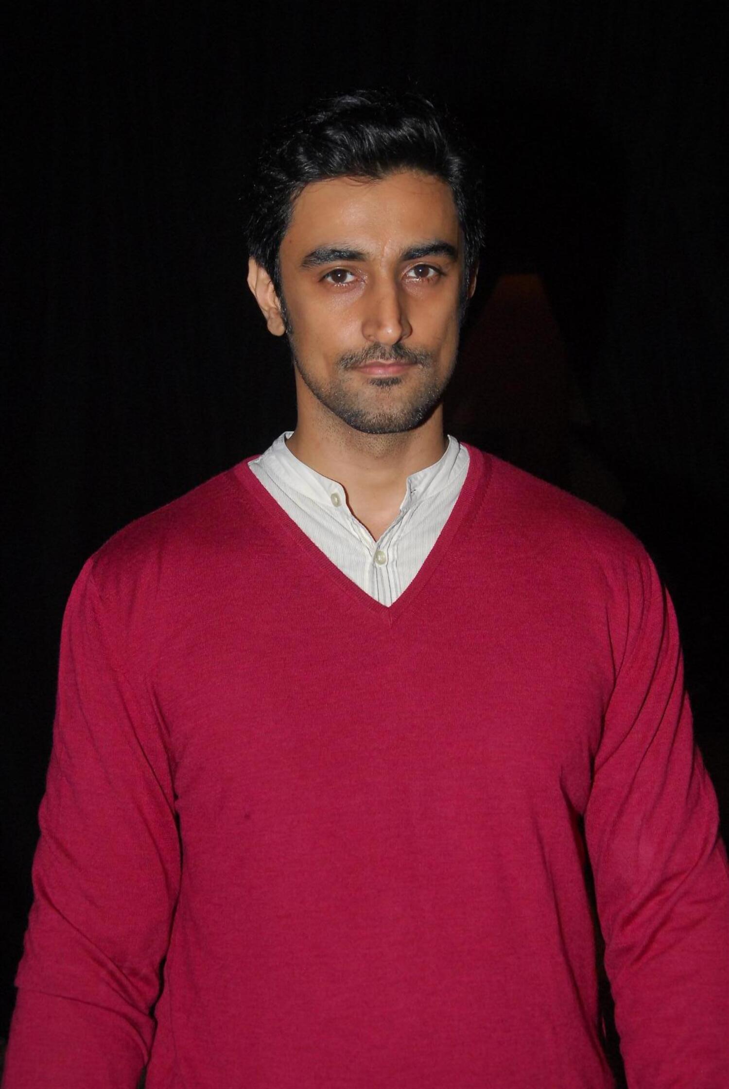 Kunal kapoor actor born 1977