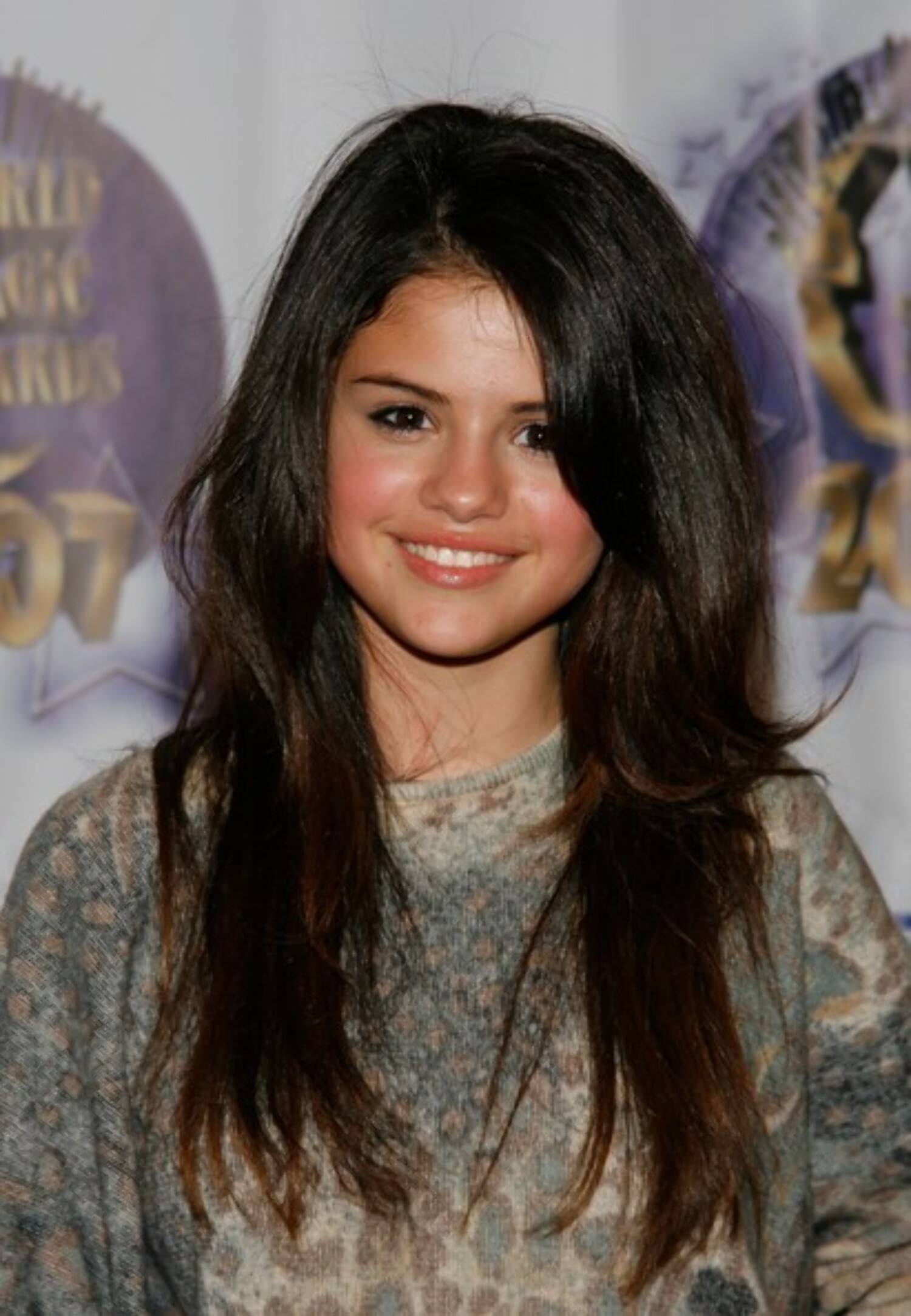 Selena Gomez Long Hairstyles Layered Cut gX1xwHgFfvfl : celebrities ...