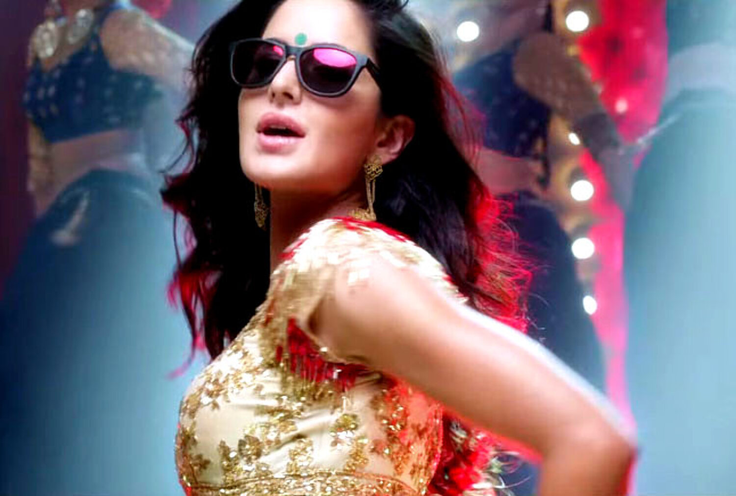 Baar Baar Dekho Movie Song Kala Chashma featuring Katrina Kaif 2 : baar ...