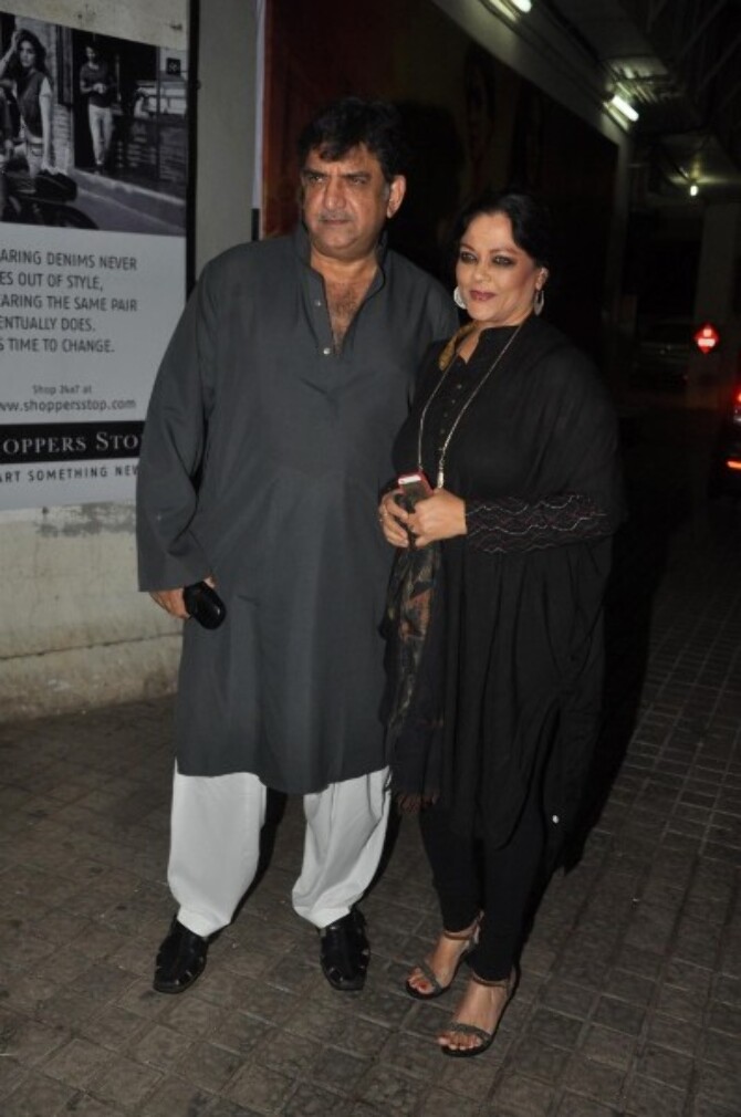 Tanvi Azmi with husband Baba Azmi at the special screening of film ...